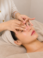 NanoHydro Glow Facial